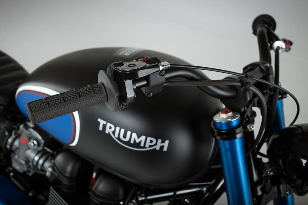 Triumph BIT1 Street tracker 17