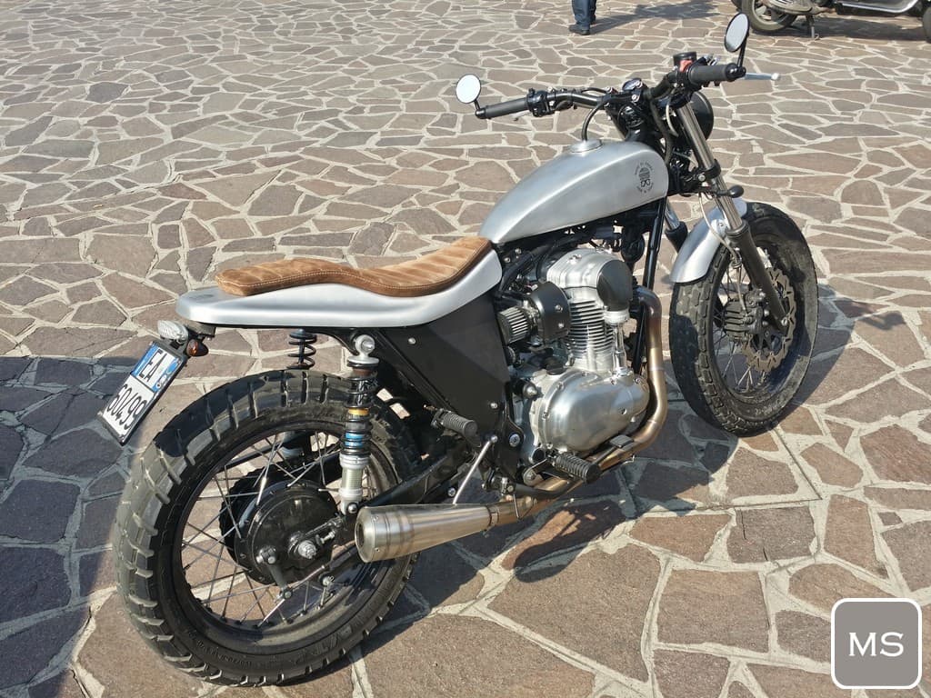 Moto di Ferro Tracker-3