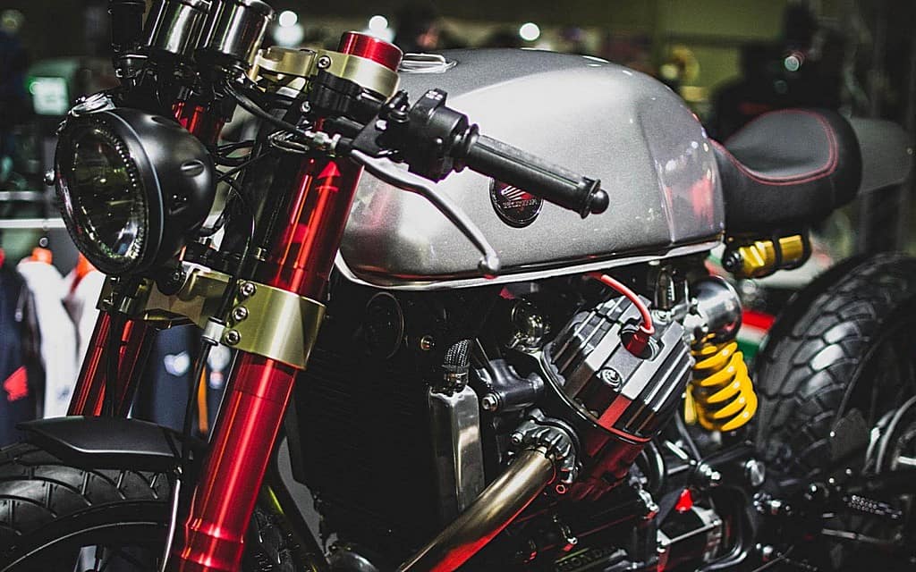 Honda CX500 Cafe Racer Lakic Tre Quarti