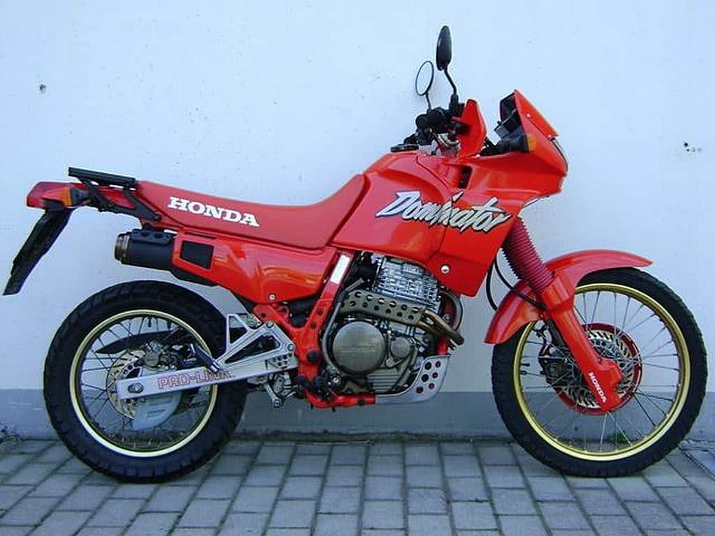 Honda Dominator