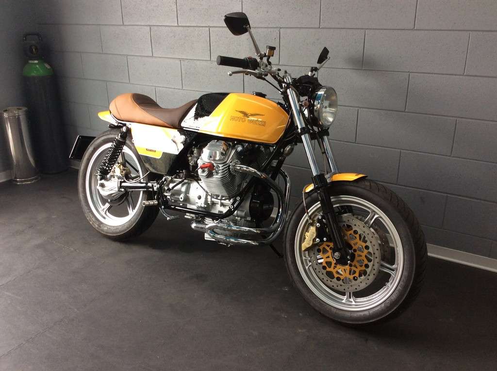 Moto Guzzi V75 PC 09