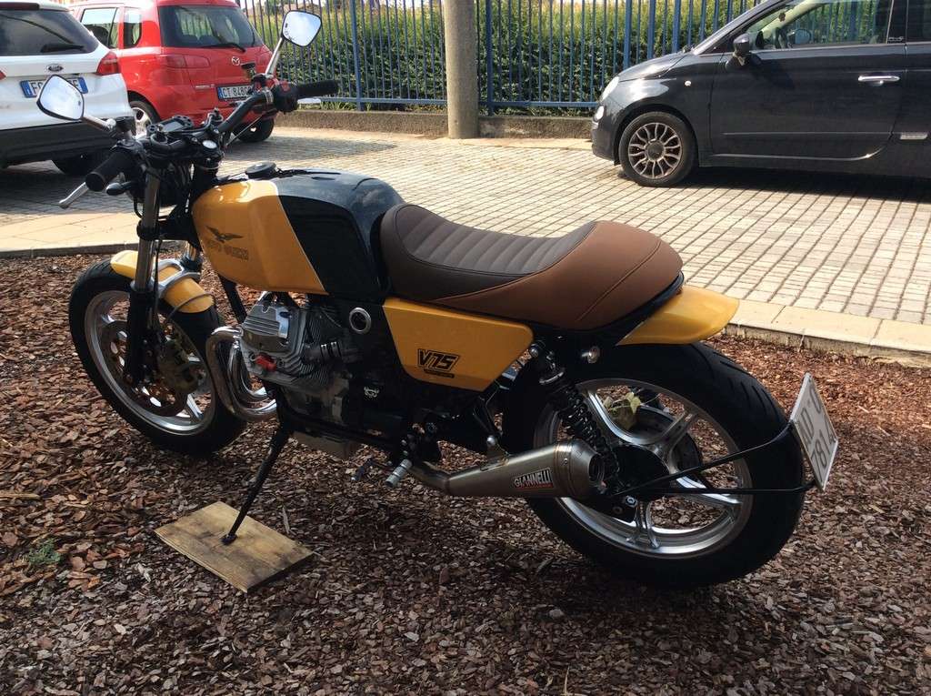 Moto Guzzi V75 PC 26