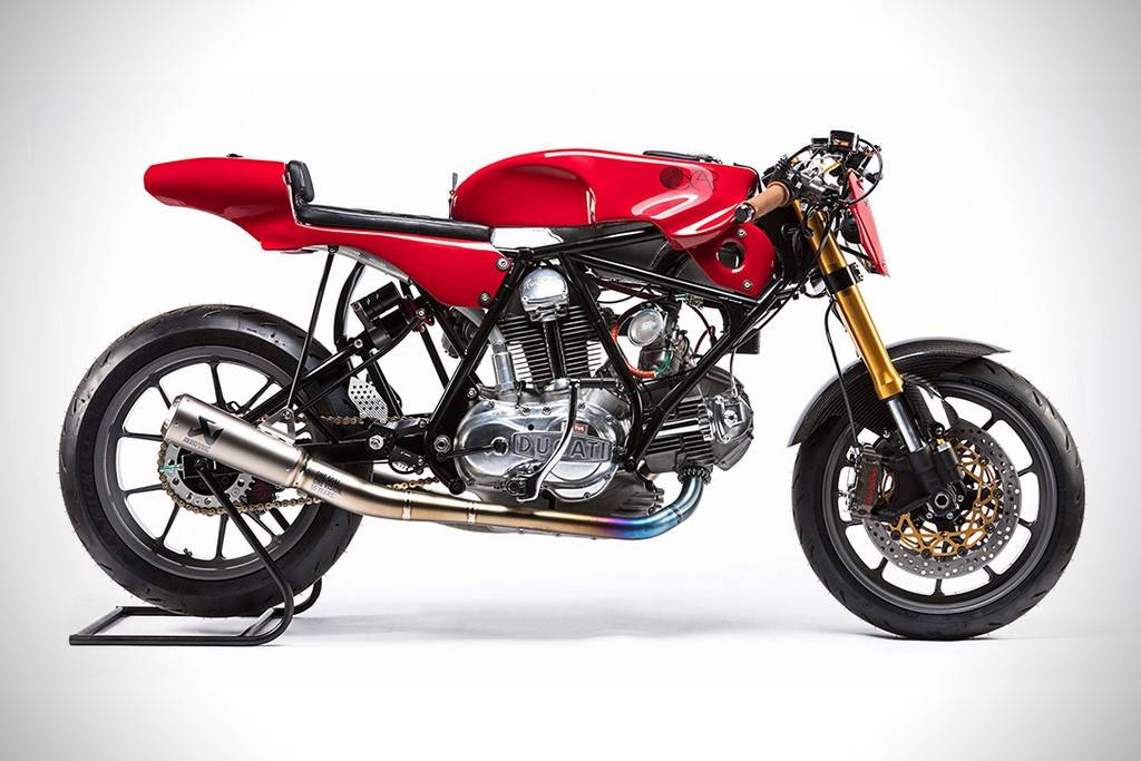 Alpinestar 55th Ducati 750 Sport 01