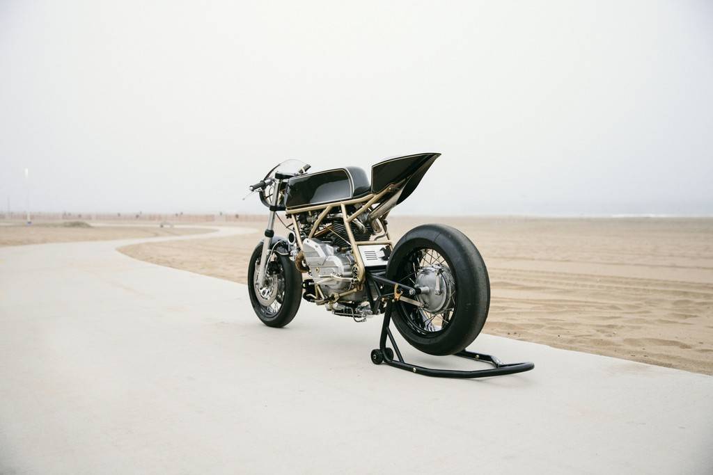 DUCATI 860GT TURBO 02