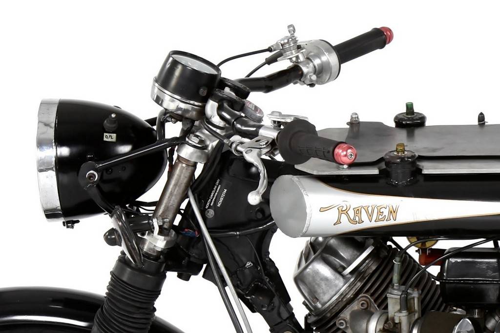 Raven Motocycles 750 07