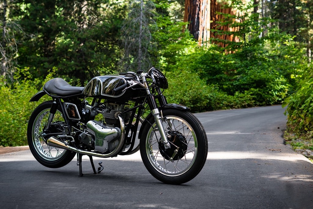 Raccia Motorcycles W1R 10